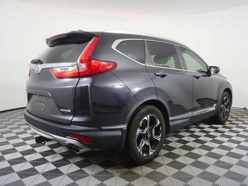Used 2019 Honda CR-V Touring image 3