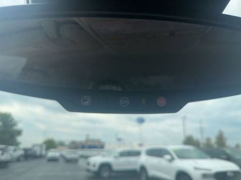 Used 2020 Buick Encore Preferred image 16