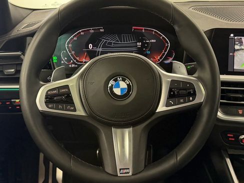 Used 2020 BMW 330i xDrive Sedan w/ M Sport Package image 17