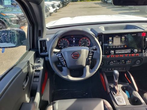 New 2026 Nissan Frontier PRO-4X w/ Pro Premium Package AWD/4WD image 7