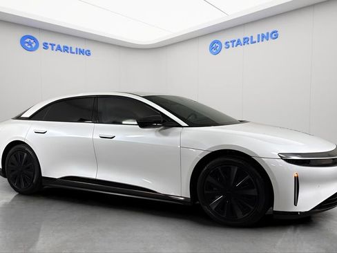 Used 2024 Lucid Air Pure image 12