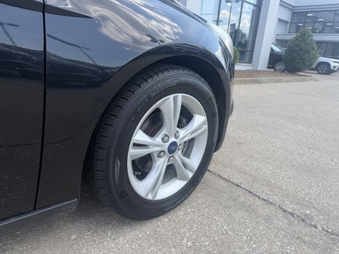 Used 2014 Ford Focus SE FWD image 17