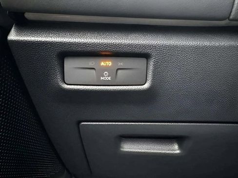 New 2026 Volkswagen Tiguan SE R-Line image 10