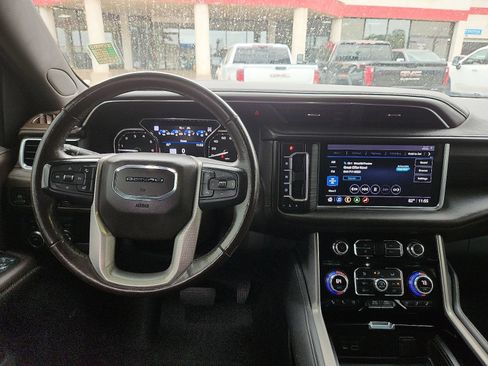 Used 2021 GMC Yukon Denali AWD/4WD image 12