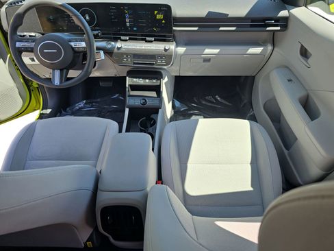 Used 2024 Hyundai Kona SEL FWD image 9