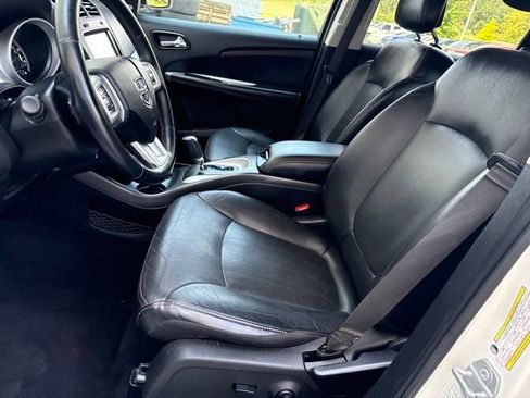 Used 2019 Dodge Journey GT AWD/4WD image 30