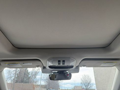 Certified 2025 Subaru Ascent Limited w/ Popular Package #2 image 18