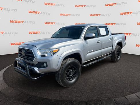 Used 2019 Toyota Tacoma SR5 AWD/4WD image 1