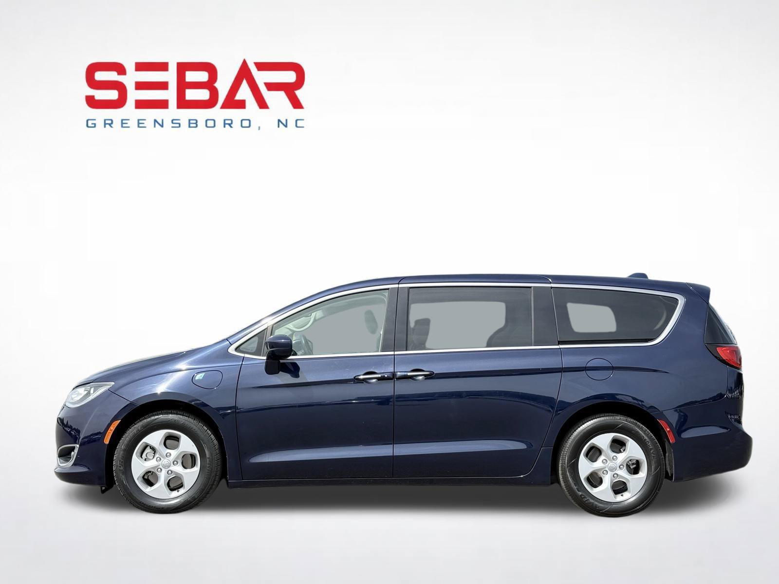 Used 2018 Chrysler Pacifica Touring Plus FWD image 15