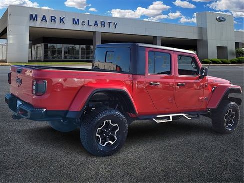 Used 2020 Jeep Gladiator Rubicon w/ Uconnect 4C Nav & Sound Group image 3