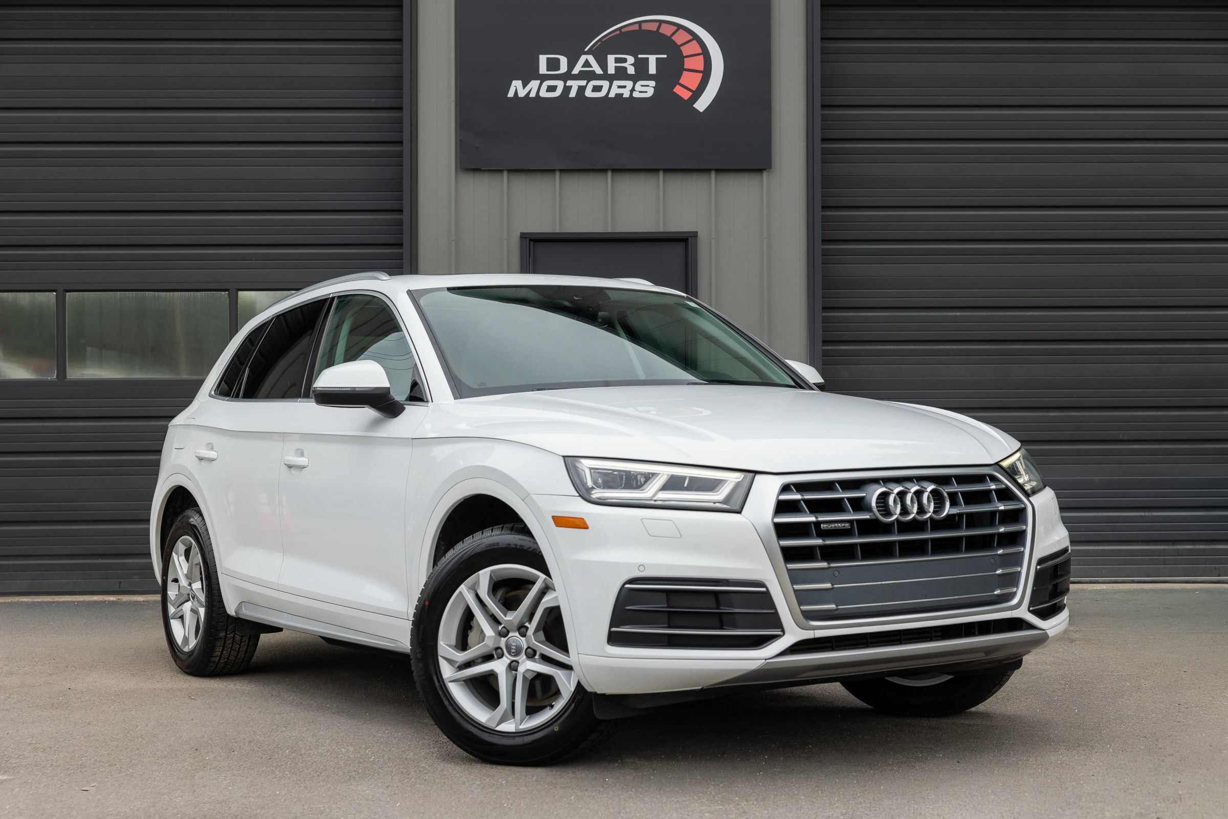 Used 2018 Audi Q5 2.0T Premium Plus w/ Premium Plus Package AWD/4WD image 1