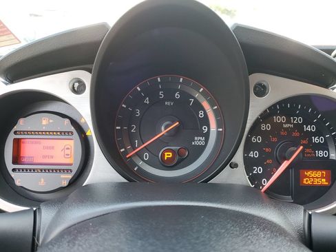 Certified 2020 Nissan 370Z Coupe RWD image 25