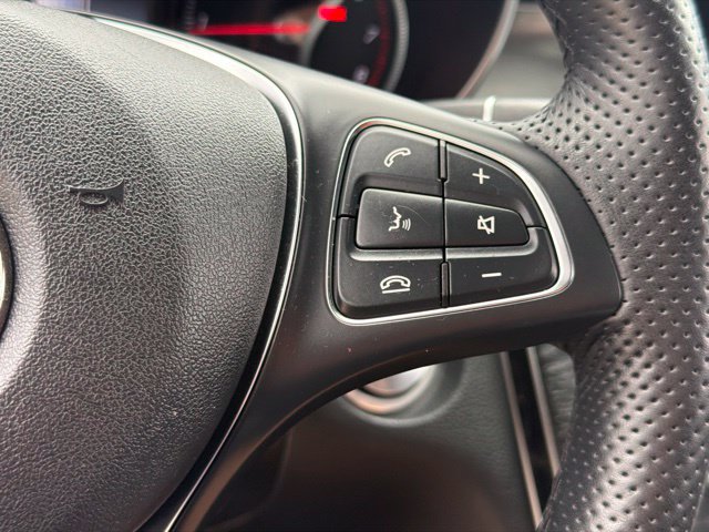 Used 2019 Mercedes-Benz GLC 300 image 24