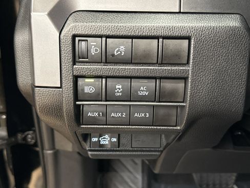 Used 2025 Toyota Tacoma TRD Off-Road w/ TRD Off Road Upgrade Package AWD/4WD image 35