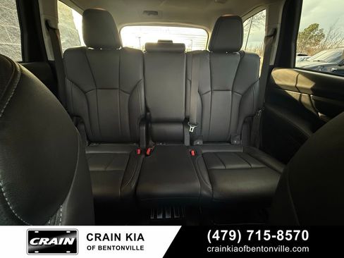 Used 2023 Subaru Ascent Limited AWD/4WD image 30