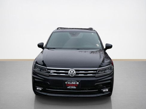 Used 2020 Volkswagen Tiguan SEL Premium R-Line image 8