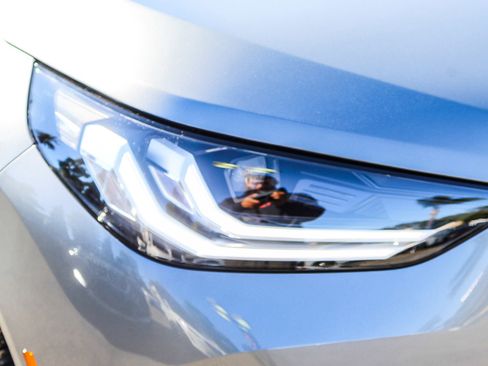 New 2026 BMW X3 xDrive30 w/ Premium Package image 6