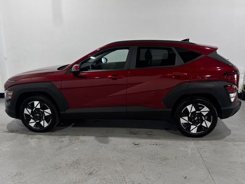 Used 2025 Hyundai Kona SEL FWD image 14