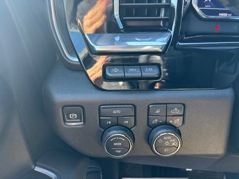 Used 2025 Chevrolet Silverado 1500 LTZ w/ Technology Package AWD/4WD image 16