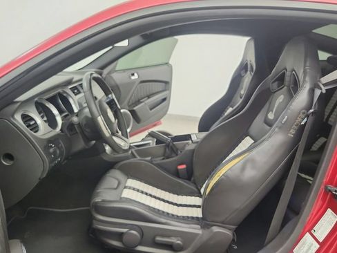 Used 2013 Ford Mustang Shelby GT500 RWD image 30
