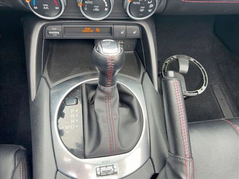 Used 2017 MAZDA MX-5 Miata RF Grand Touring image 12