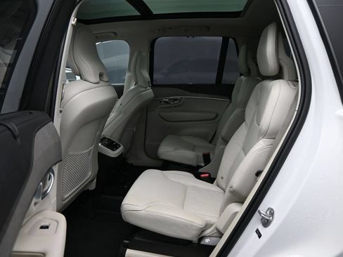 Used 2024 Volvo XC90 B6 Ultimate AWD/4WD image 25