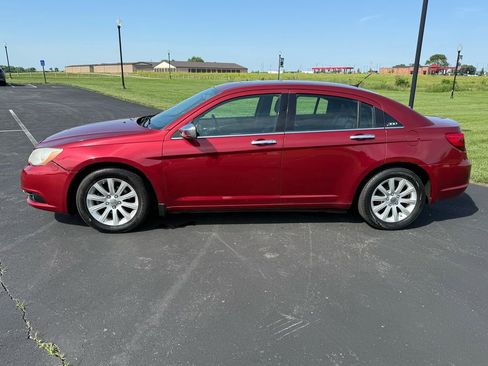Used 2014 Chrysler 200 Limited w/ Sun/Sound Group FWD image 8
