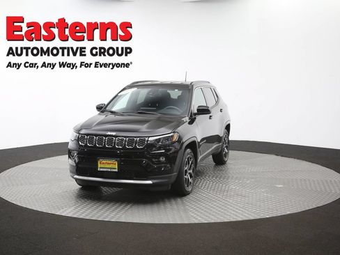 Used 2025 Jeep Compass Limited AWD/4WD image 53
