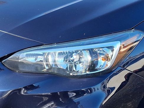 Used 2019 Subaru Impreza 2.0i image 9