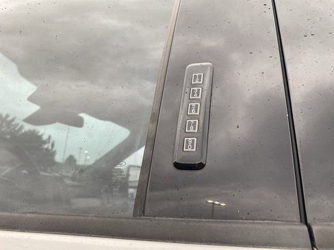 Used 2019 Ford F350 Lariat w/ Lariat Ultimate Package image 12