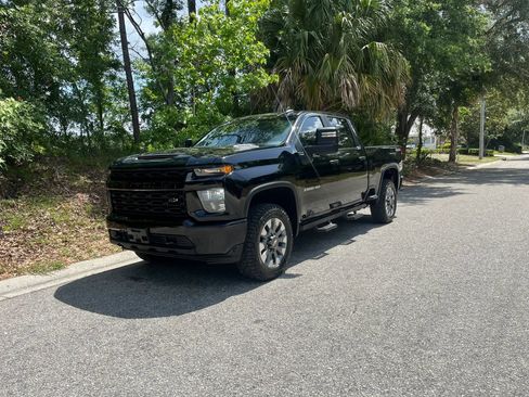 Used 2022 Chevrolet Silverado 2500 Custom w/ Custom Value Package AWD/4WD image 7
