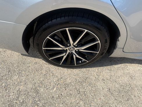 Used 2022 Toyota Camry SE FWD image 10