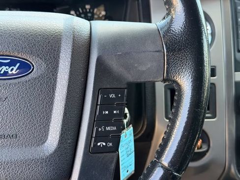 Used 2017 Ford Expedition XLT RWD image 11