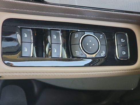 Used 2023 Lincoln Aviator Reserve w/ Equipment Group 201A AWD/4WD image 27