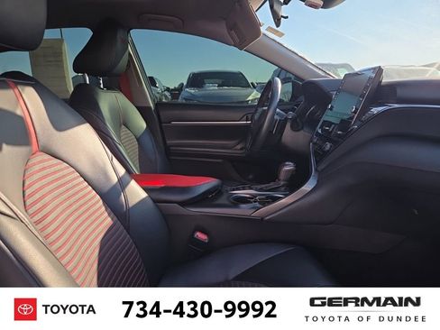 Used 2021 Toyota Camry TRD w/ TRD Package w/JBL Audio image 21