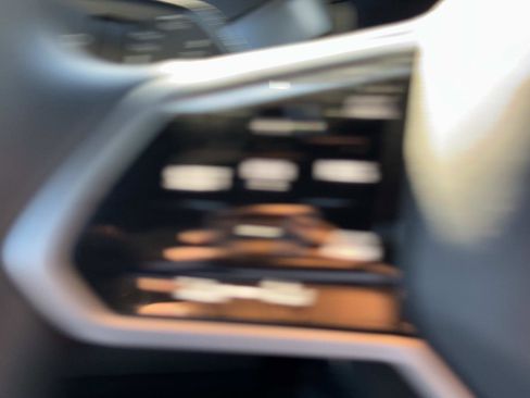 Used 2025 Volkswagen ID. Buzz Pro S image 30