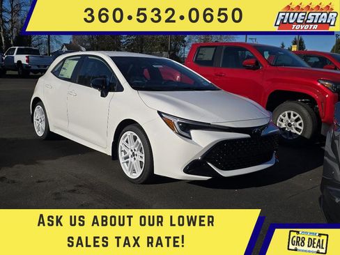 New 2026 Toyota Corolla SE image 1