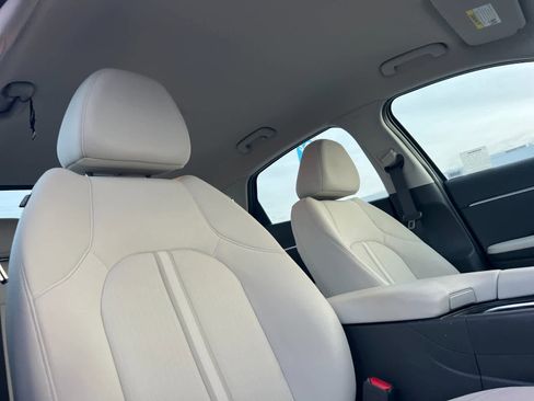 Certified 2024 Hyundai Sonata SEL image 16