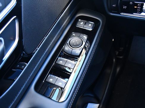 New 2026 Lincoln Aviator Premiere image 25