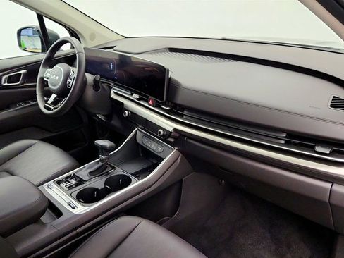 Used 2025 Kia Carnival SX w/ SX Dark Edition Package FWD image 26