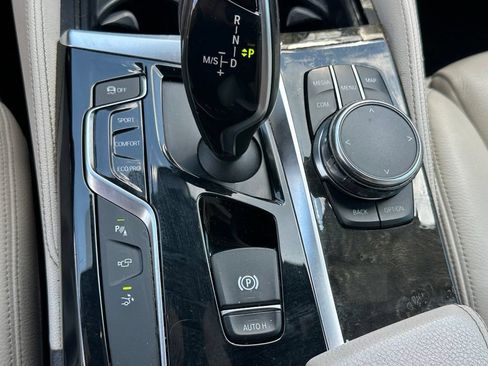 Used 2018 BMW 640i Gran Turismo xDrive AWD/4WD image 33
