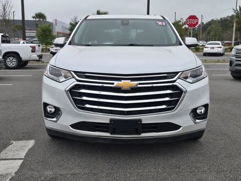 Used 2021 Chevrolet Traverse High Country image 2