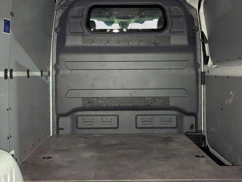 Used 2025 Mercedes-Benz Sprinter 2500 image 6