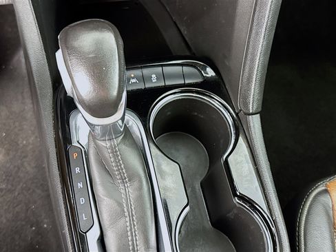 Used 2021 Buick Encore GX Essence image 19