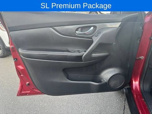 Used 2016 Nissan Rogue SL w/ SL Premium Package AWD/4WD image 12