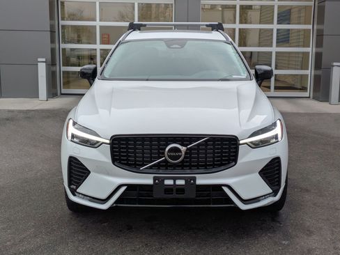 Certified 2024 Volvo XC60 B5 Core w/ Protection Package Premier image 9