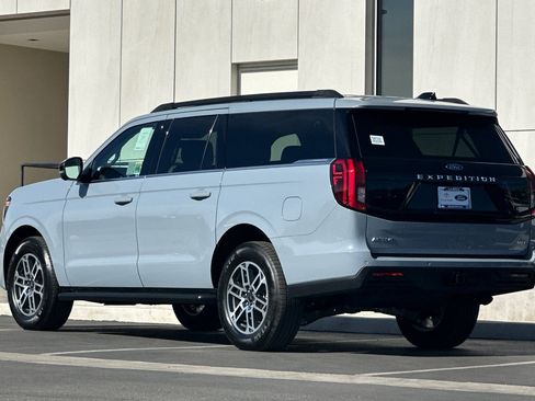 New 2026 Ford Expedition Max Active RWD image 5