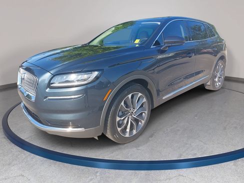 Used 2022 Lincoln Nautilus Reserve AWD/4WD image 1