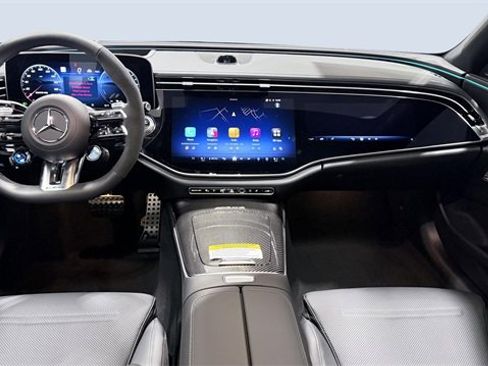 New 2026 Mercedes-Benz E 53 AMG e 4MATIC Sedan image 6