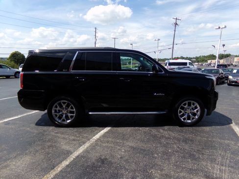 Used 2015 GMC Yukon SLT w/ HD Trailering Package AWD/4WD image 4